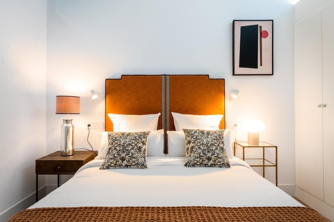 Apartment Puerta Real 1 *
